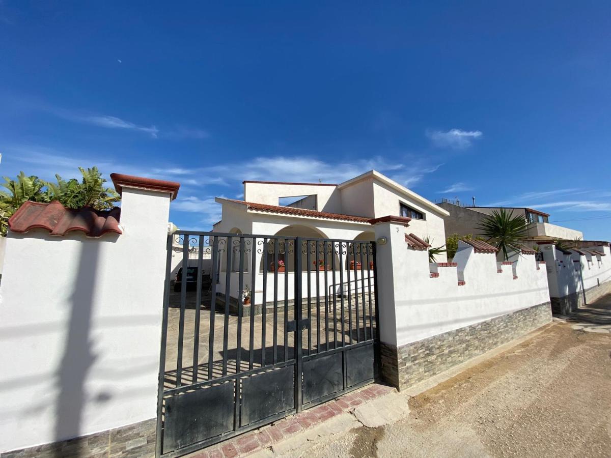 Casa Vacanze Marinella Mazara del Vallo Buitenkant foto